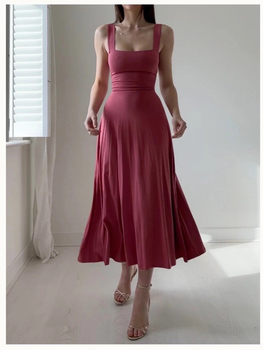 AYM Audrey Corset Waist Midi Dress in Mauve